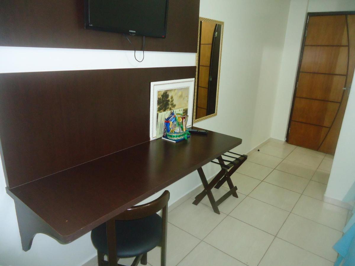 Eder Hotel Cacoal Bilik gambar